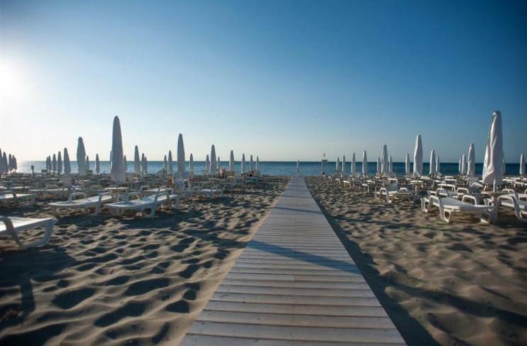Stella Maris Hotel Lido Marina di Ginosa Exteriör bild